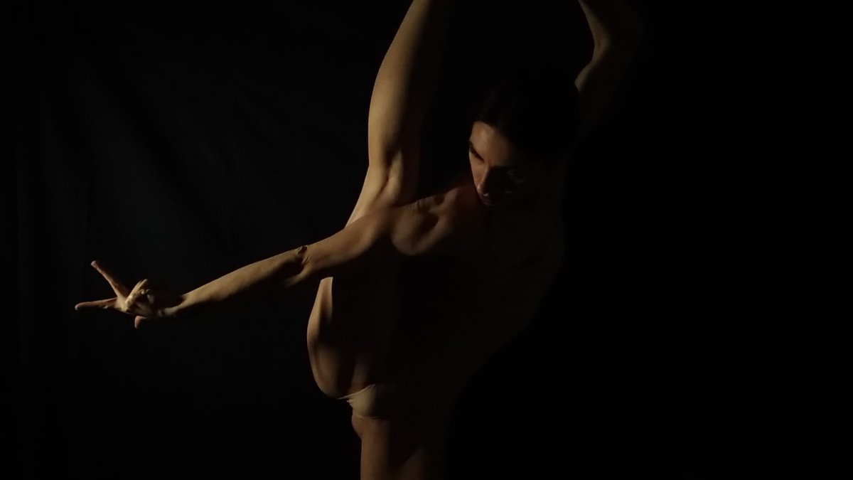 COVID-19 CREATIVE OUTLET: Dance Performances by "52hz dance project"